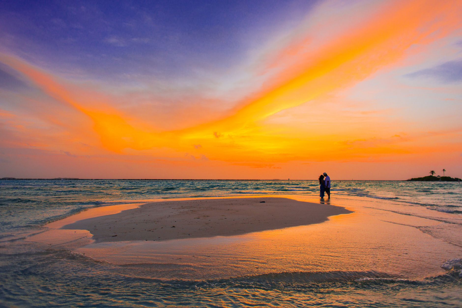 Honeymoons & Romance